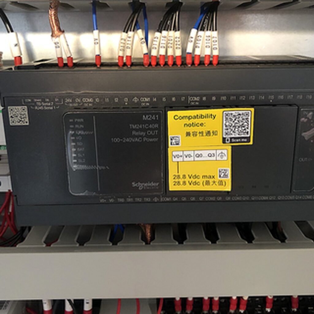 MJD180_clp_schneider